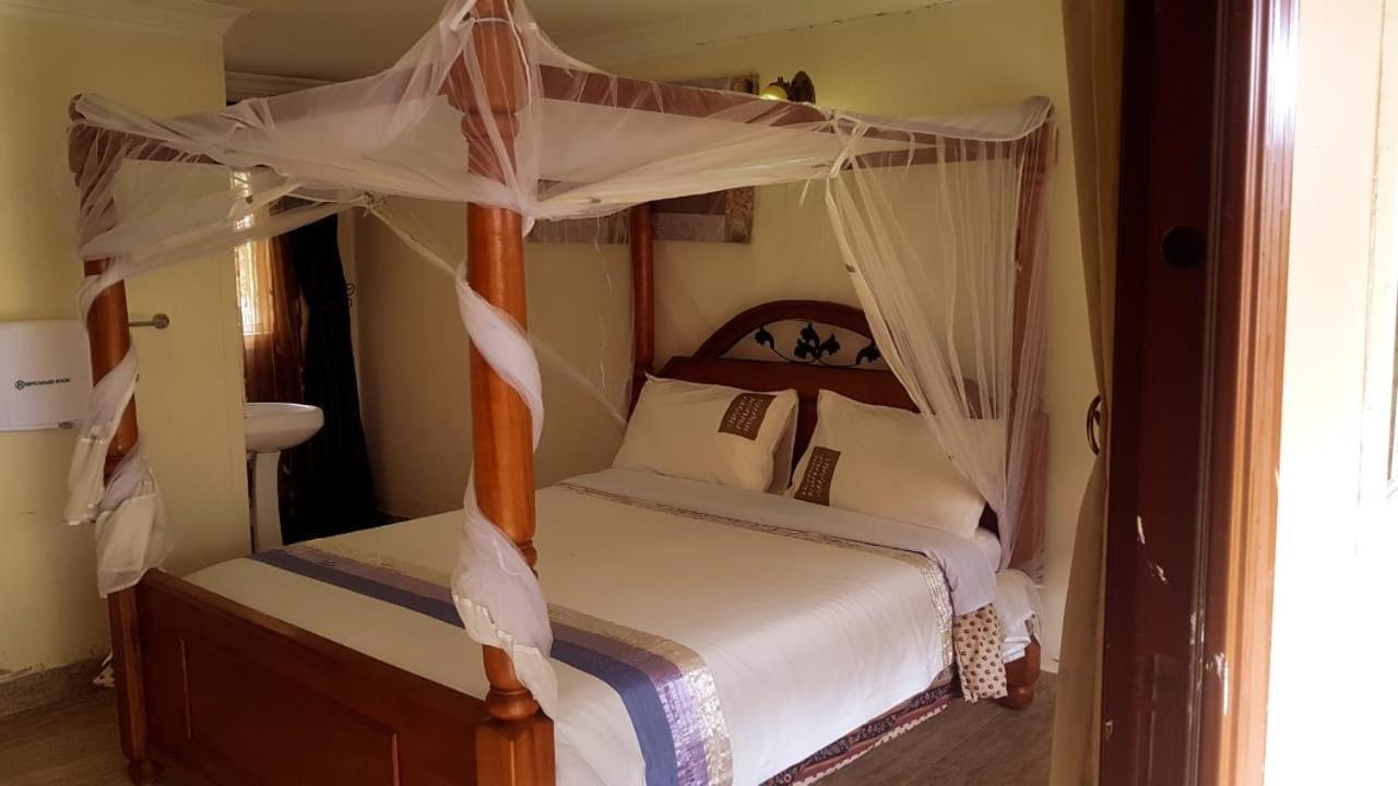Hippo Safaris Resort Naivasha Exterior foto